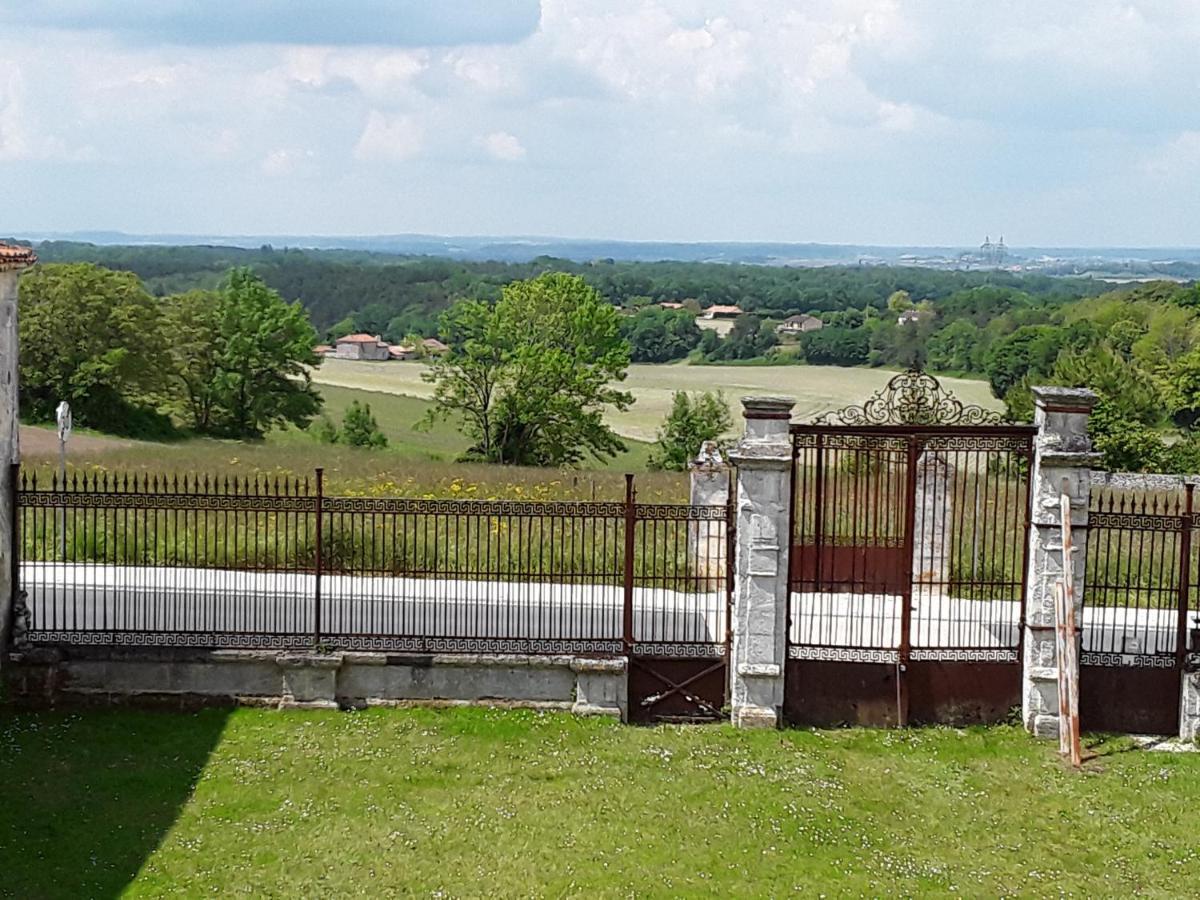 Le Moulin A Vent Bed & Breakfast Bertric-Buree ภายนอก รูปภาพ