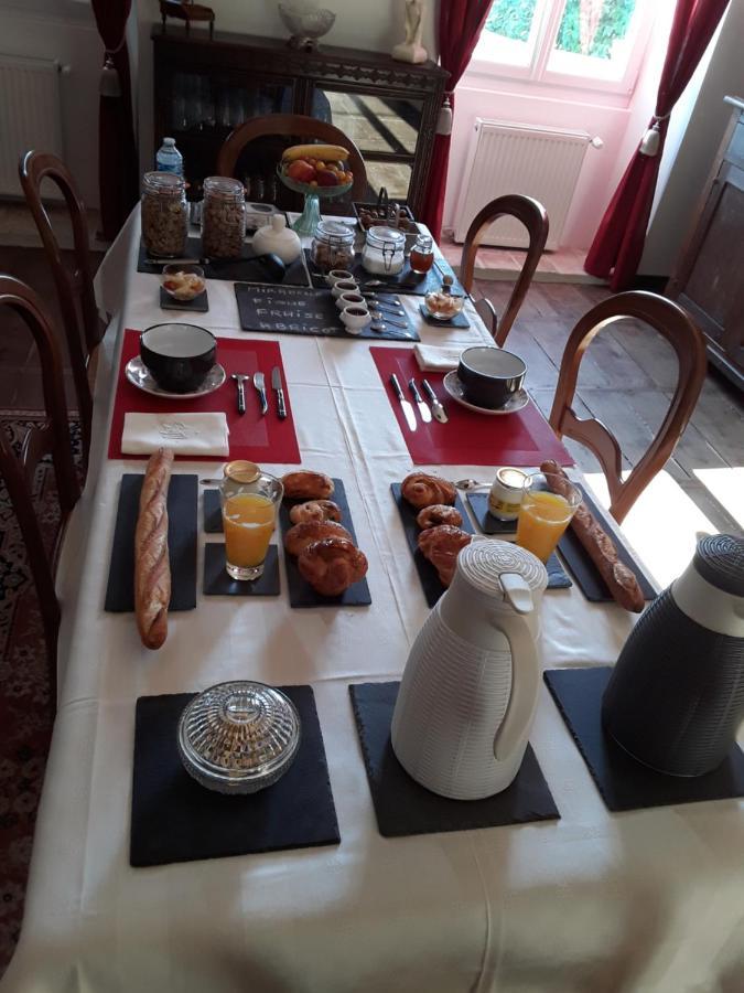 Le Moulin A Vent Bed & Breakfast Bertric-Buree ภายนอก รูปภาพ